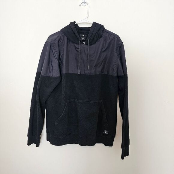 Mens Black DC Jacket Size Medium - Picture 1 of 6